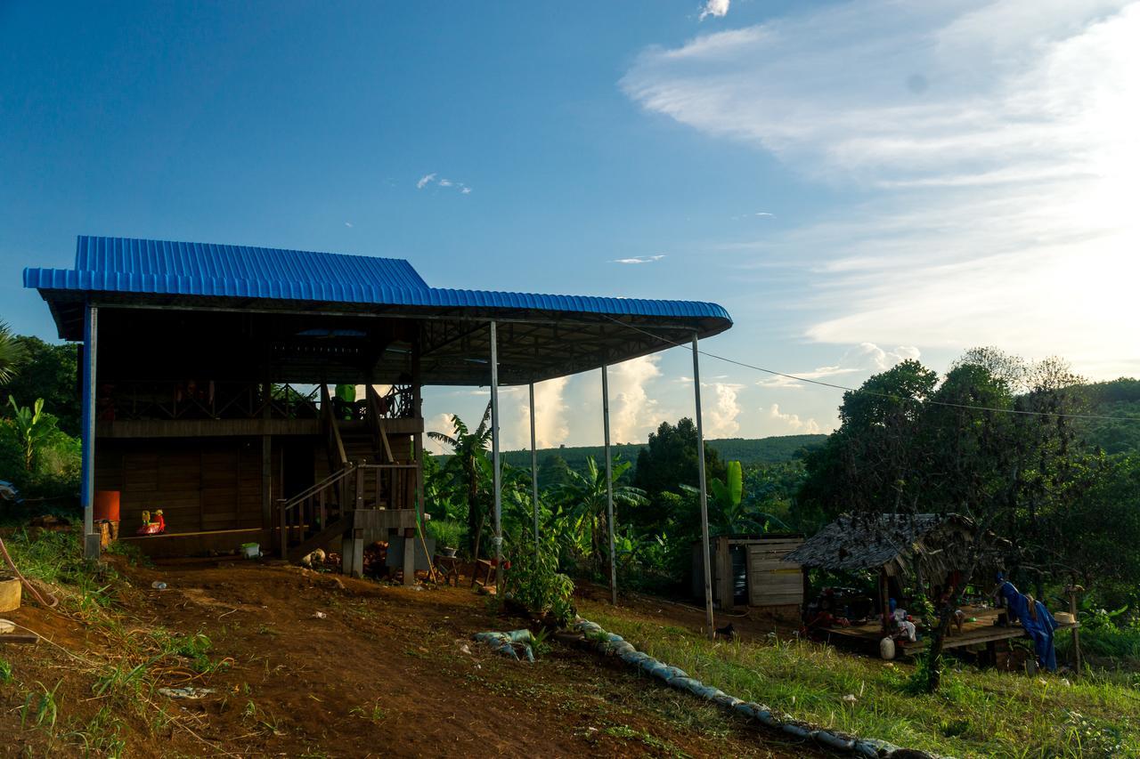Mr Pov Home Stay Banlung Kültér fotó