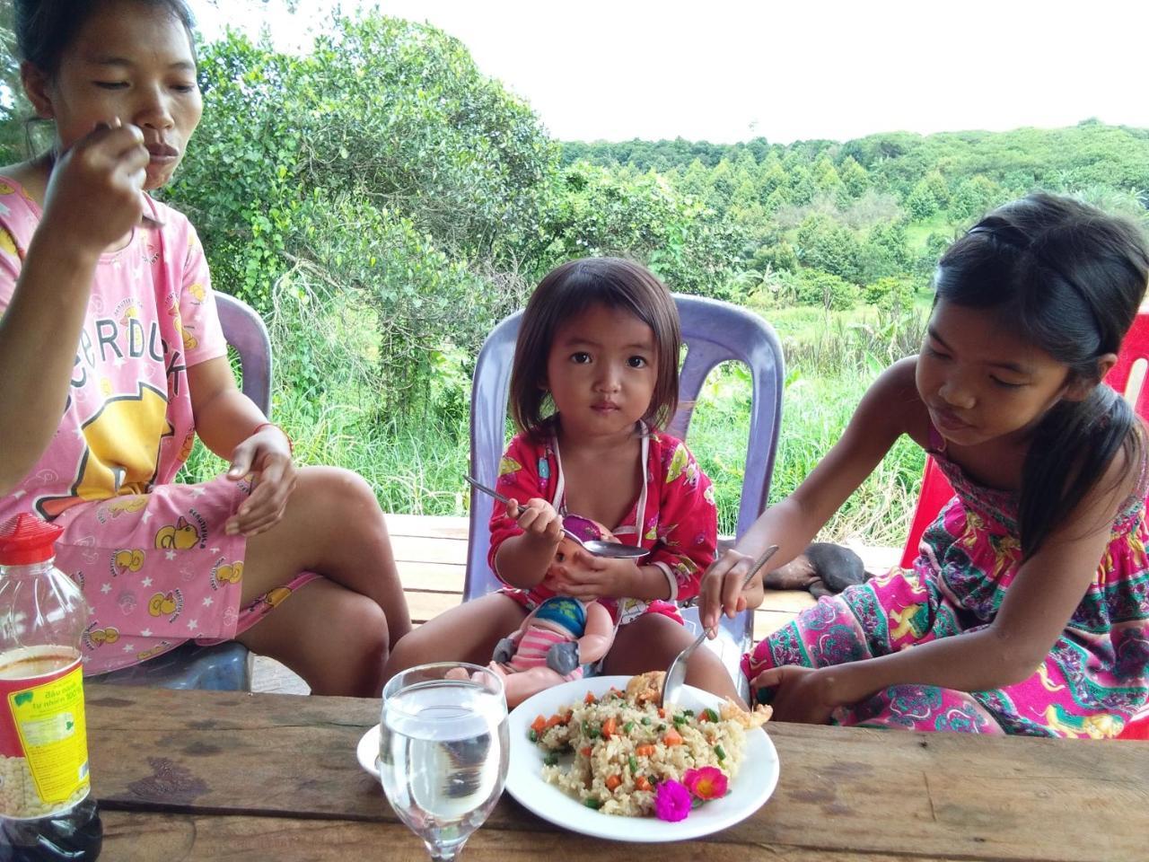 Mr Pov Home Stay Banlung Kültér fotó